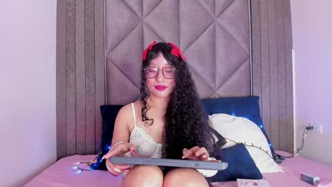 B R I A  online show from February 7, 2025, 9:05 am