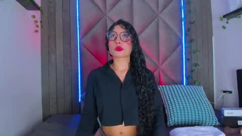 B R I A  online show from May 15, 2026, 2:51 am