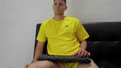 brian_mac online show from December 30, 2024, 4:40 pm