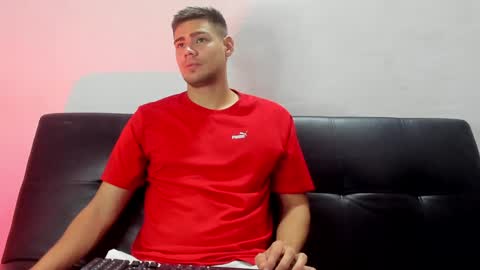 brian_mac online show from January 4, 2025, 3:49 pm