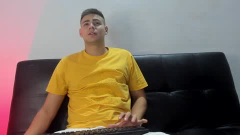 brian_mac online show from January 13, 2025, 11:49 pm