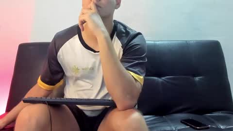 brian_mac online show from January 21, 2025, 1:39 am