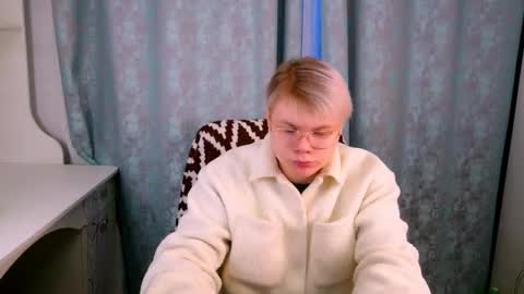 brian_mils online show from January 18, 2026, 12:09 pm