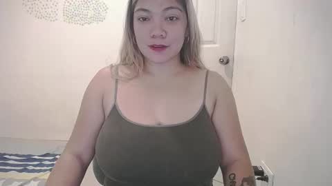 Snapshot of briana_lovexx chatting on February 16, 2026, 12:51 am Briana online show from February 16, 2026, 12:51 am