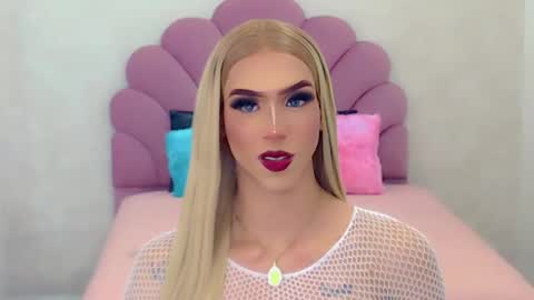 BRIANA online show from February 6, 2025, 5:46 am