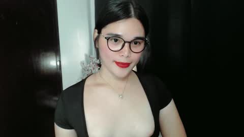 Claire online show from June 4, 2026, 3:40 pm
