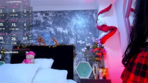     online show from February 12, 2025, 2:32 pm