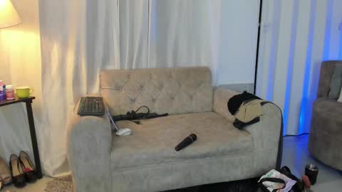 briana online show from February 19, 2025, 1:39 pm