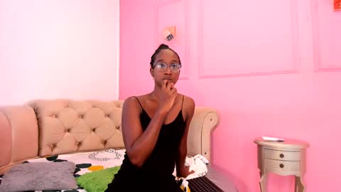 Snapshot of briannaduque chatting on December 18, 2024, 6:57 pm Brianna online show from December 18, 2024, 6:57 pm