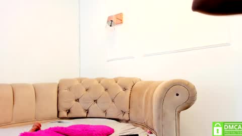 Snapshot of briannaduque chatting on February 11, 2025, 4:35 pm Brianna online show from February 11, 2025, 4:35 pm