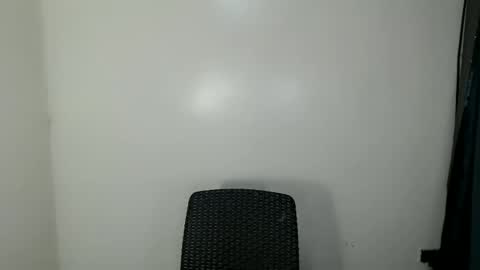 Snapshot of briannasexyslutt_ chatting on May 4, 2026, 3:35 am briannasexyslutt_ online show from May 4, 2026, 3:35 am