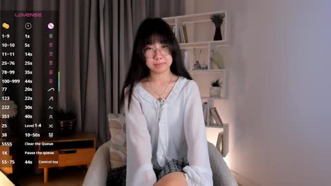 Hanna online show from December 5, 2025, 1:25 am