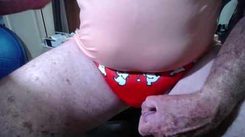 briefsguy52 online show from December 25, 2024, 12:37 pm