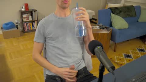 bright bi online show from December 8, 2024, 2:39 am