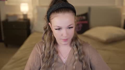 Diamonds Girls online show from November 23, 2025, 3:23 pm