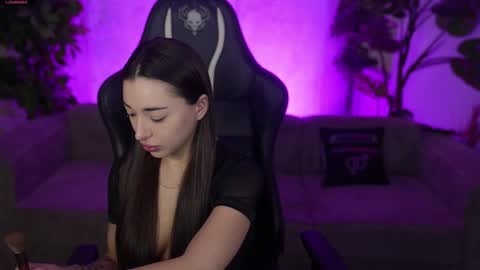 Diamonds Girls online show from February 23, 2026, 8:33 am