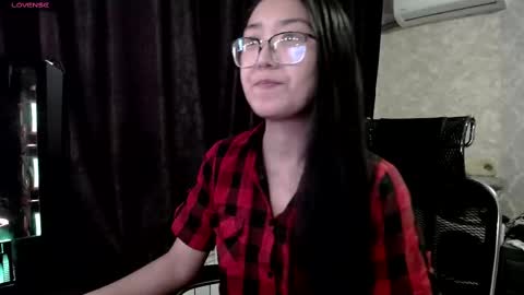 Snapshot of brightssmiles chatting on February 11, 2025, 7:02 am Aisha online show from February 11, 2025, 7:02 am