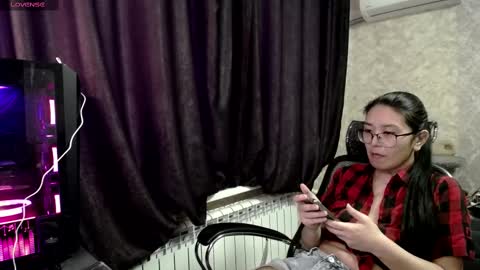 Snapshot of brightssmiles chatting on February 14, 2025, 9:56 am Aisha online show from February 14, 2025, 9:56 am