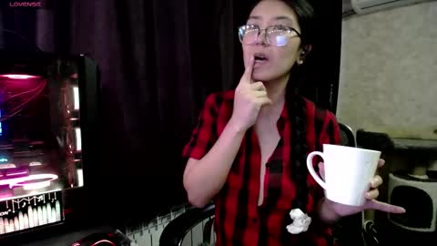 Snapshot of brightssmiles chatting on February 26, 2025, 7:09 am Aisha online show from February 26, 2025, 7:09 am