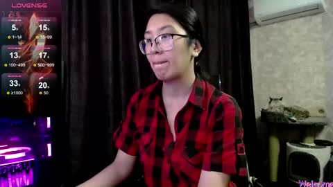 Snapshot of brightssmiles chatting on March 7, 2025, 10:02 am Aisha online show from March 7, 2025, 10:02 am