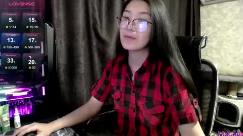 Snapshot of brightssmiles chatting on October 29, 2025, 7:10 am Aisha online show from October 29, 2025, 7:10 am