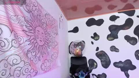 Snapshot of brihanna_cooper chatting on December 2, 2025, 2:12 pm bri online show from December 2, 2025, 2:12 pm