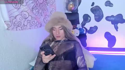 Snapshot of brihanna_cooper chatting on December 22, 2025, 3:42 pm bri online show from December 22, 2025, 3:42 pm