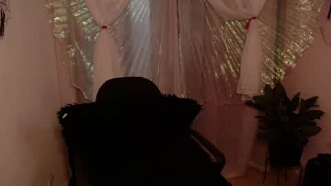 Brilla Mettal online show from October 16, 2025, 12:11 am