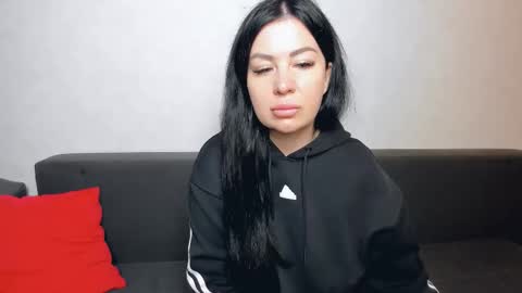 brilliantegirl_ online show from October 19, 2025, 7:42 am