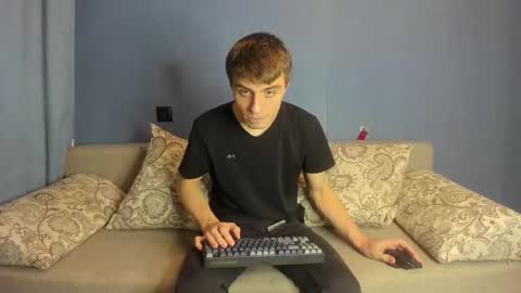 bristlebback online show from November 18, 2025, 4:11 pm