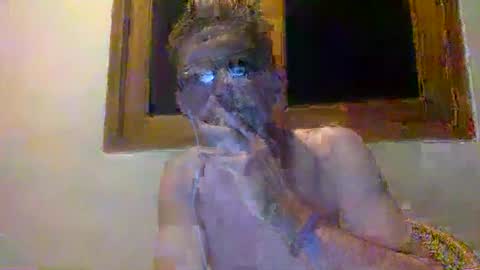 Snapshot of brital100 chatting on December 2, 2025, 5:08 pm brital100 online show from December 2, 2025, 5:08 pm