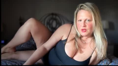 British Bella online show from April 2, 2026, 4:48 pm