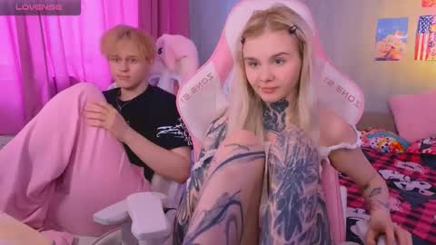 Snapshot of britney_lynch chatting on February 28, 2026, 7:42 am Britney online show from February 28, 2026, 7:42 am