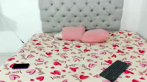 Jessica online show from December 16, 2025, 3:55 am