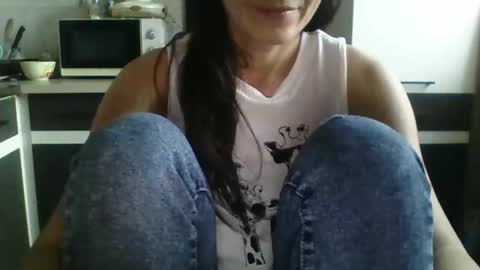 Snapshot of britneyamy chatting on December 19, 2024, 2:13 pm Britney online show from December 19, 2024, 2:13 pm