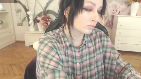 britneybarker online show from April 14, 2026, 8:26 pm