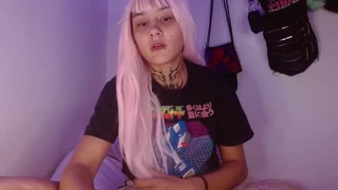 maru miaw   Please help me to reach 100 thumbs up online show from October 7, 2025, 3:04 am