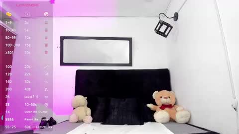   online show from February 8, 2025, 3:21 pm