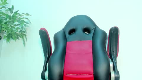 BRIYIT     online show from December 28, 2024, 8:47 pm