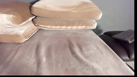 brockhurn_ online show from September 18, 2025, 2:35 am