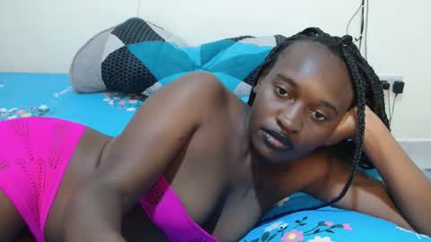 broken_haloo online show from June 10, 2026, 5:23 pm