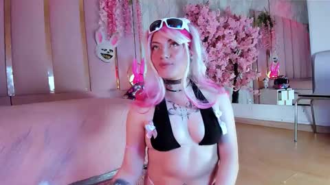     online show from January 10, 2026, 1:57 pm