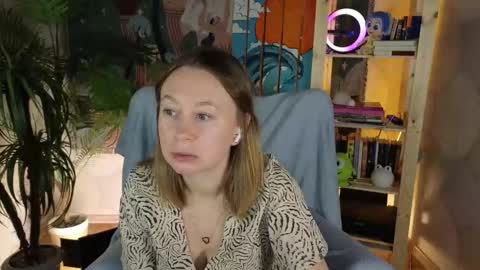 Brooke online show from October 3, 2025, 8:50 pm