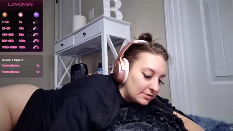 brookebee online show from January 23, 2025, 8:15 am