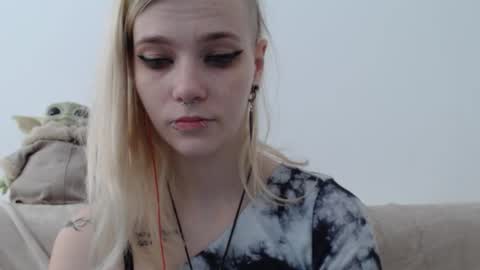 brookewylde_20 online show from March 22, 2026, 12:19 pm
