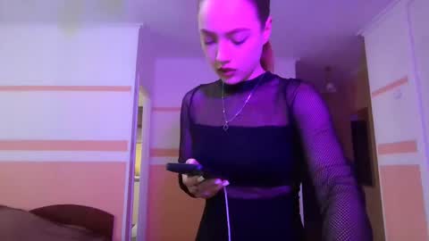 Lina online show from June 3, 2026, 9:12 am
