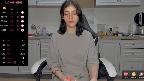 broosnica1 online show from January 23, 2025, 1:56 pm