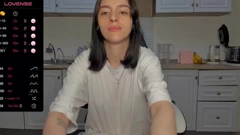 broosnica1 online show from February 10, 2025, 2:26 pm