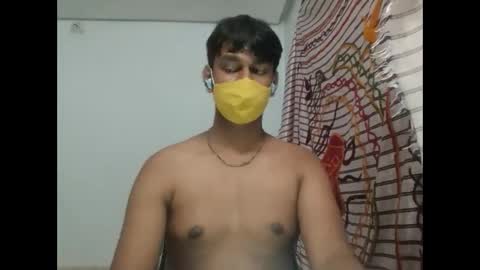 Snapshot of brownguy2505 chatting on December 16, 2024, 7:00 pm brownguy2505 online show from December 16, 2024, 7:00 pm