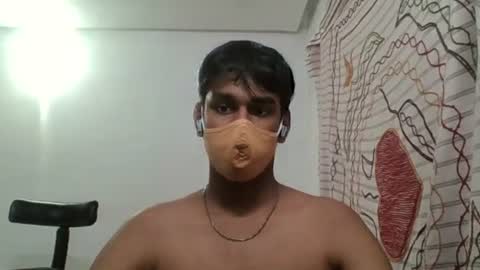 Snapshot of brownguy2505 chatting on December 25, 2024, 5:26 pm brownguy2505 online show from December 25, 2024, 5:26 pm